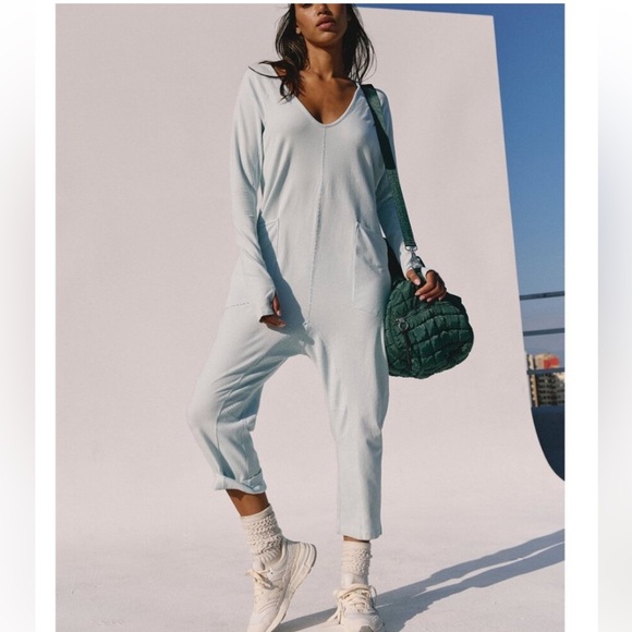 Free People Movement Hot Shot Long-Sleeve Hooded Onesie Arctic Blue Sz Small NWT - Picture 3 of 10